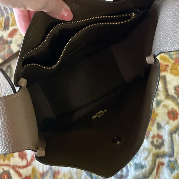 Coach Hadley Crossbody Brown Pebbled Leather Gold/Stone - Picture 4 of 6